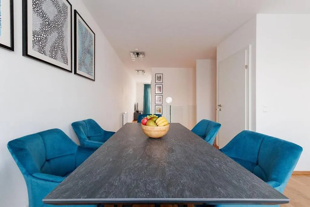 New! Amazing Spacious Schoenbrunn View Apartment Wenen