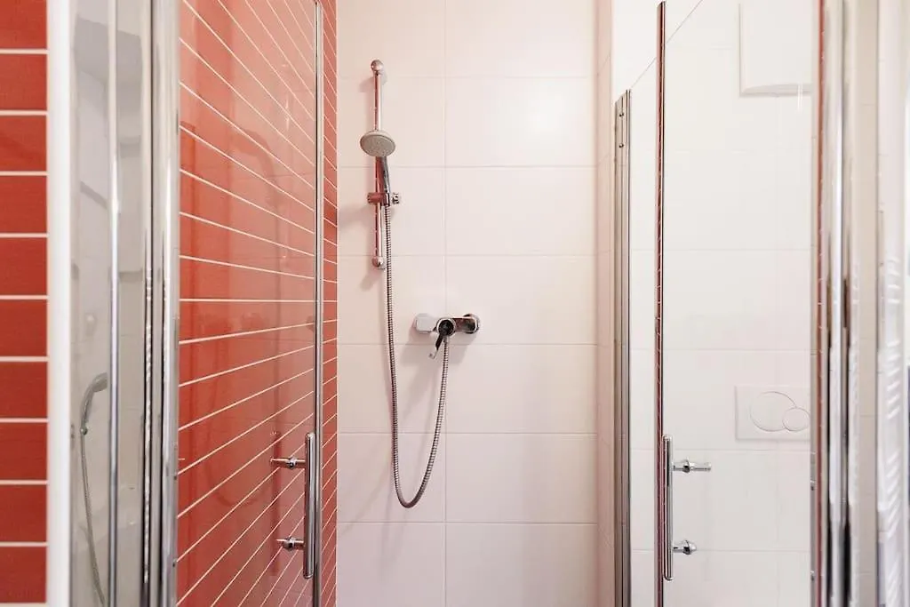 New! Amazing Spacious Schoenbrunn View Apartment Wenen
